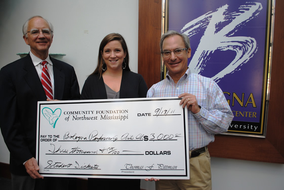 L-R : Tom Pittman, Laura Howell, Jon Levingston Tom Pittman, President of the Community Foundation of Northwest Mississippi, presents a check to Laura Howell, Arts Education Coordinator at the Bologna, and Jon Levingston, Bologna advisory board member and Coahoma County businessman.